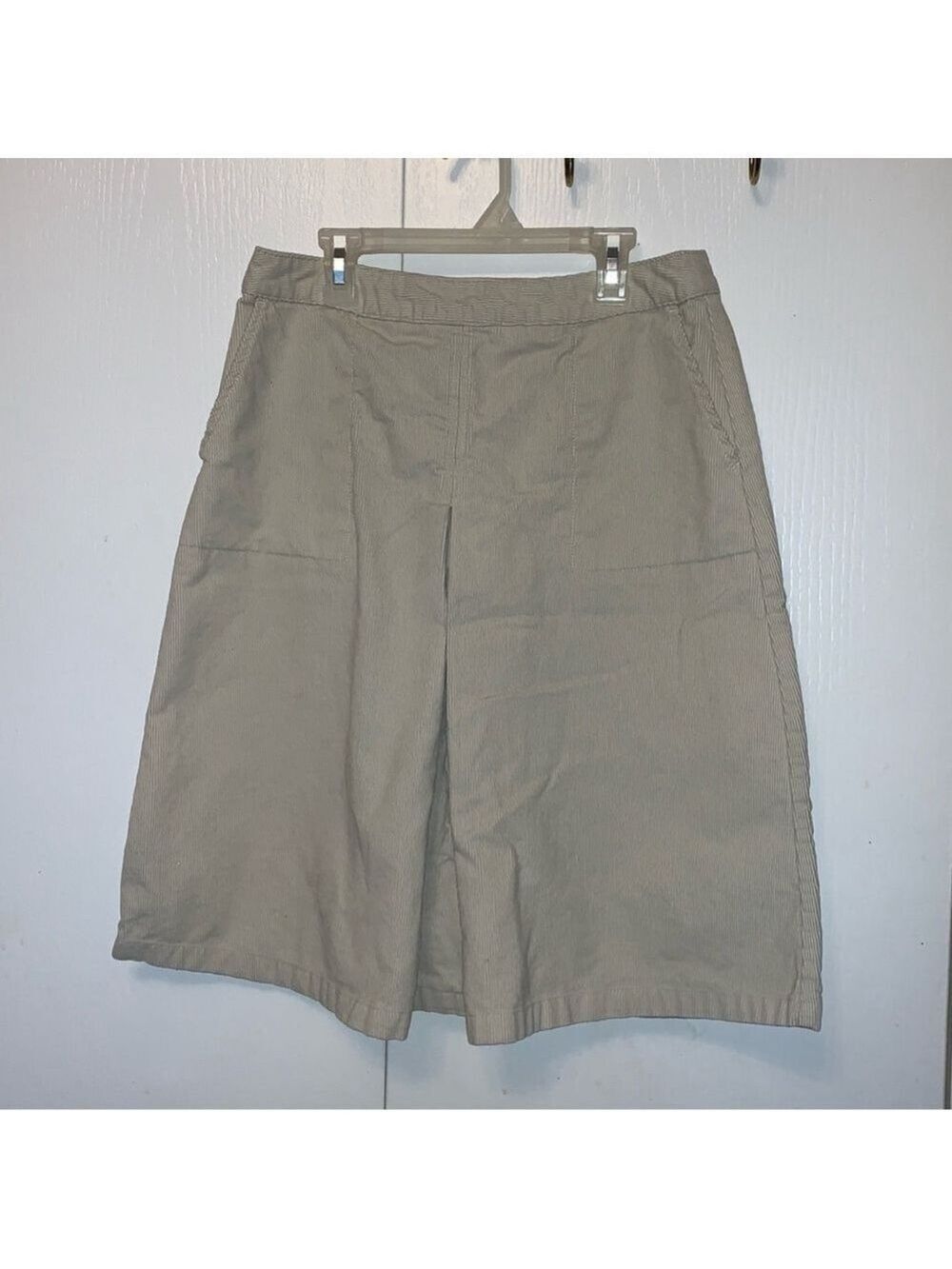 Eddie Bauer beige chord skirt size 6 cotton